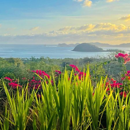 Lobster Bay Lombok Awang Exterior foto