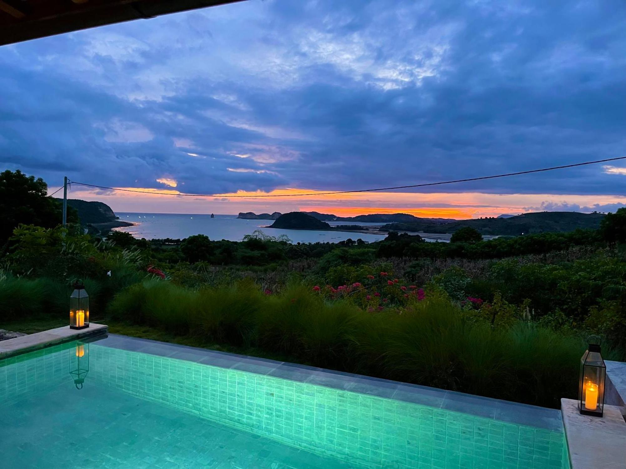 Lobster Bay Lombok Awang Exterior foto