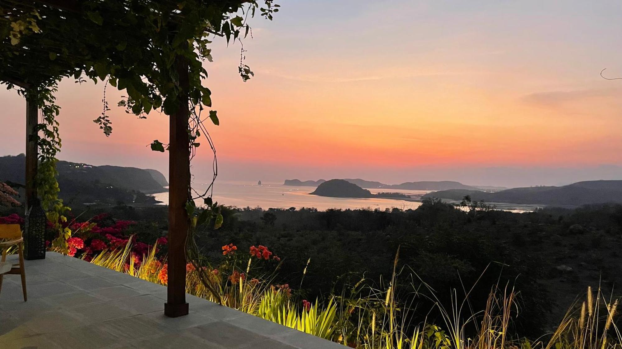 Lobster Bay Lombok Awang Exterior foto