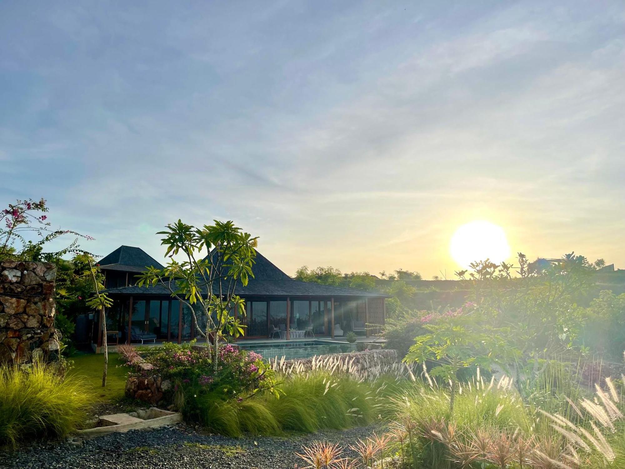Lobster Bay Lombok Awang Exterior foto
